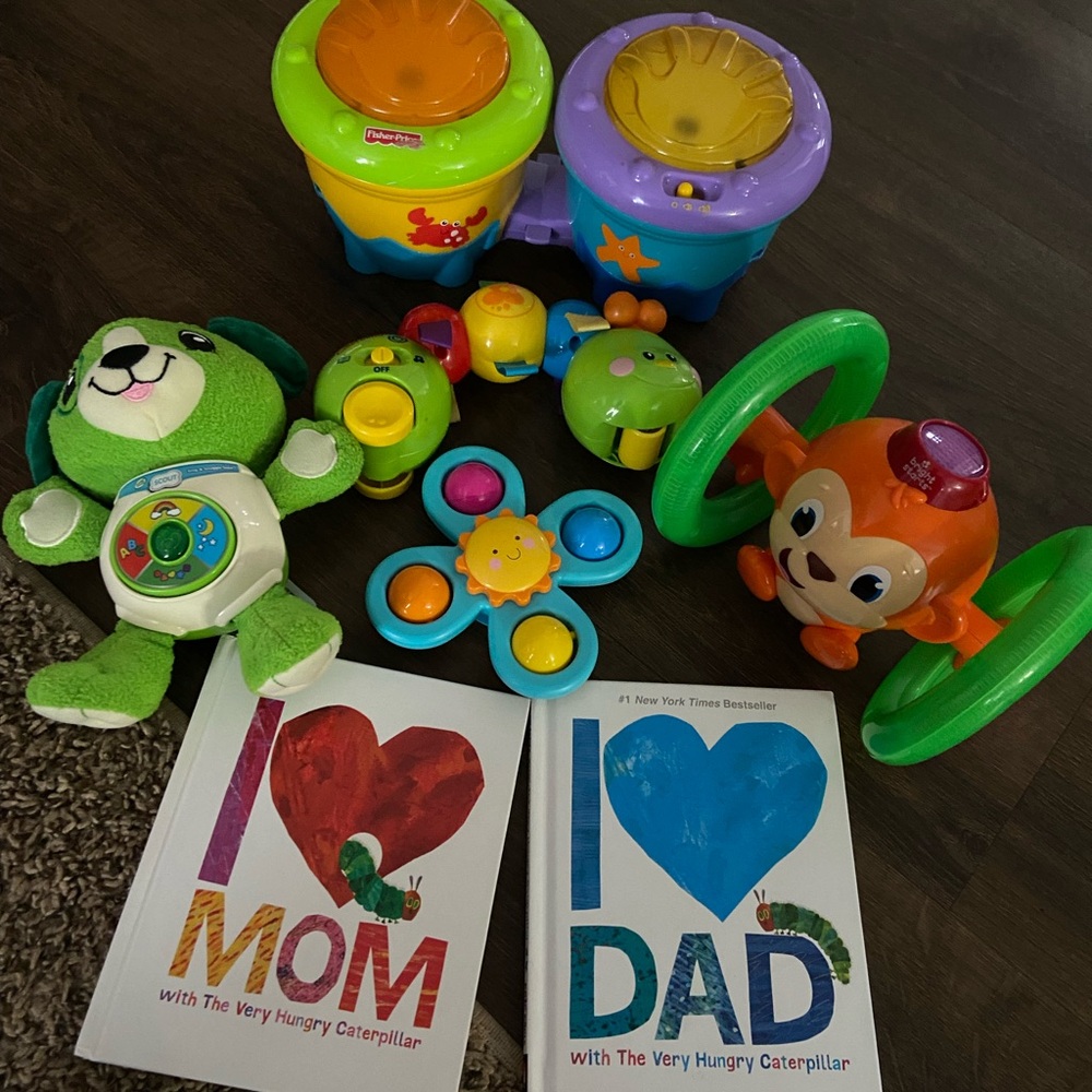 Toy bundle - Picture 1 of 1